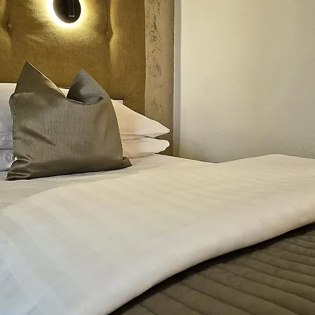 Guest house Penzion Nevada 3*